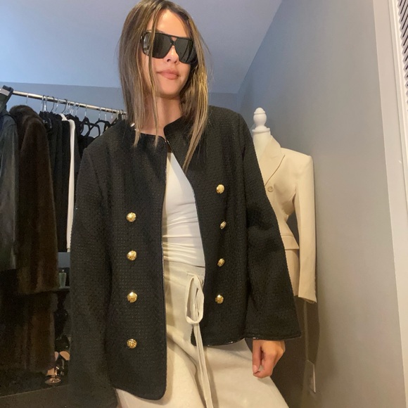 Elizabeth McKay Jackets & Blazers - Elizabeth McKay Black Blazer with Gold Buttons